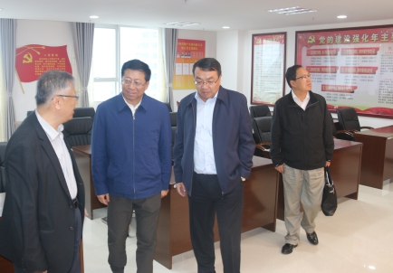 青海省副省長、省國資委黨委書記、主任王黎明，蒞臨省物產(chǎn)集團調(diào)研指導工作
